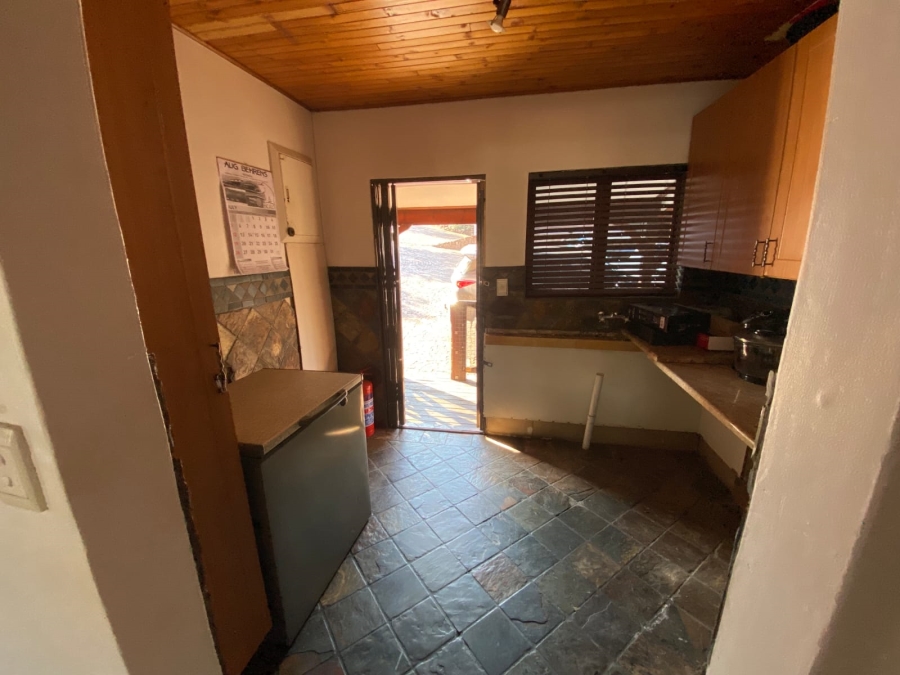 5 Bedroom Property for Sale in Waterkloof A H North West